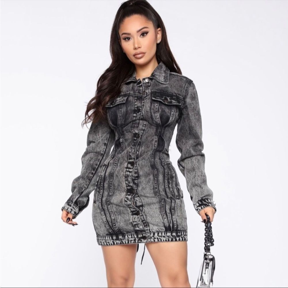 Fashion Nova Press Denim dress size L